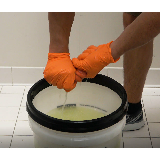 Mckee's Polishing Pad Rejuvenator 16 oz.