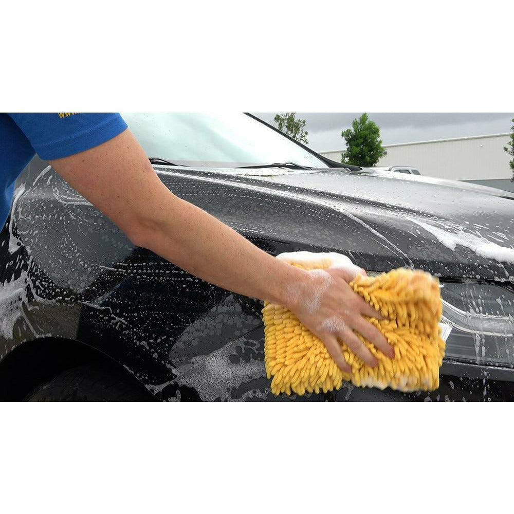 Best Car Wash Sponges and Car Wash Mitt to Give Your Car a Like-New Shine
